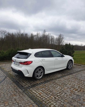 BMW Seria 1 cena 119999 przebieg: 55000, rok produkcji 2021 z Kraków małe 79